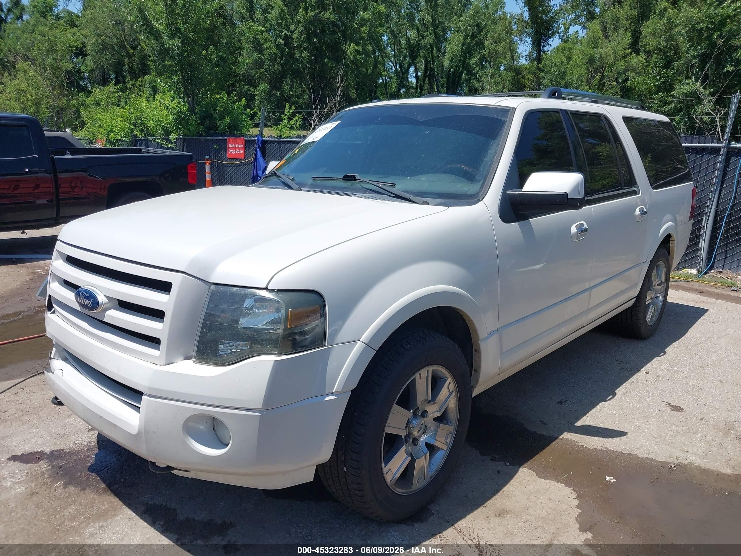 2010 Ford Expedition El Limited White vin: 1FMJK2A52AEB68338