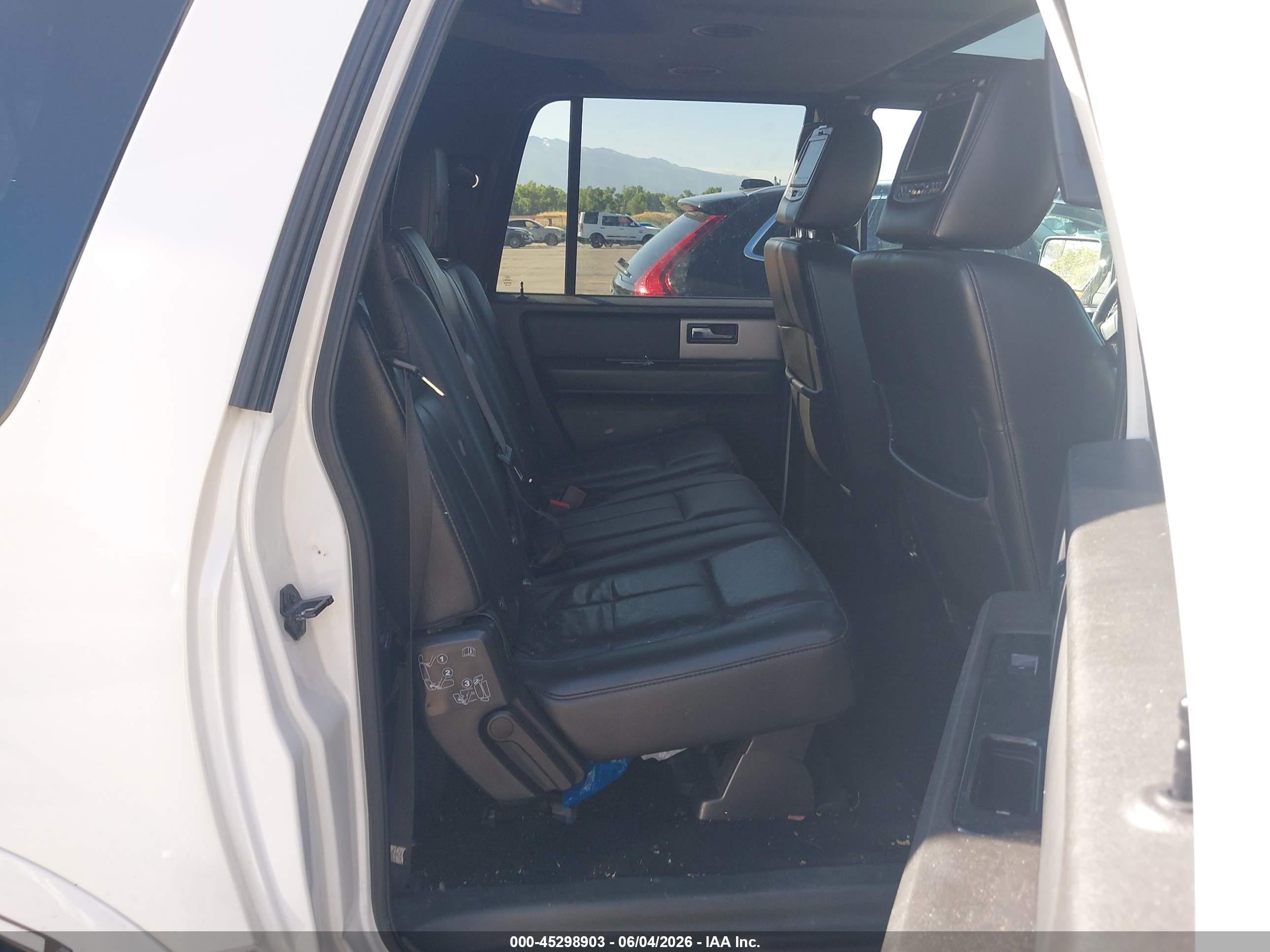 2014 Ford Expedition El Limited White vin: 1FMJK2A52EEF50648