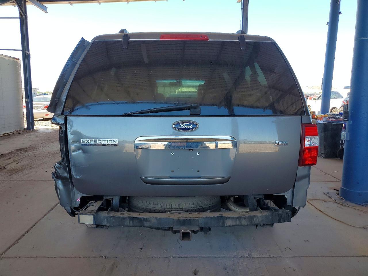 2011 Ford Expedition El Limited Silver vin: 1FMJK2A53BEF08551