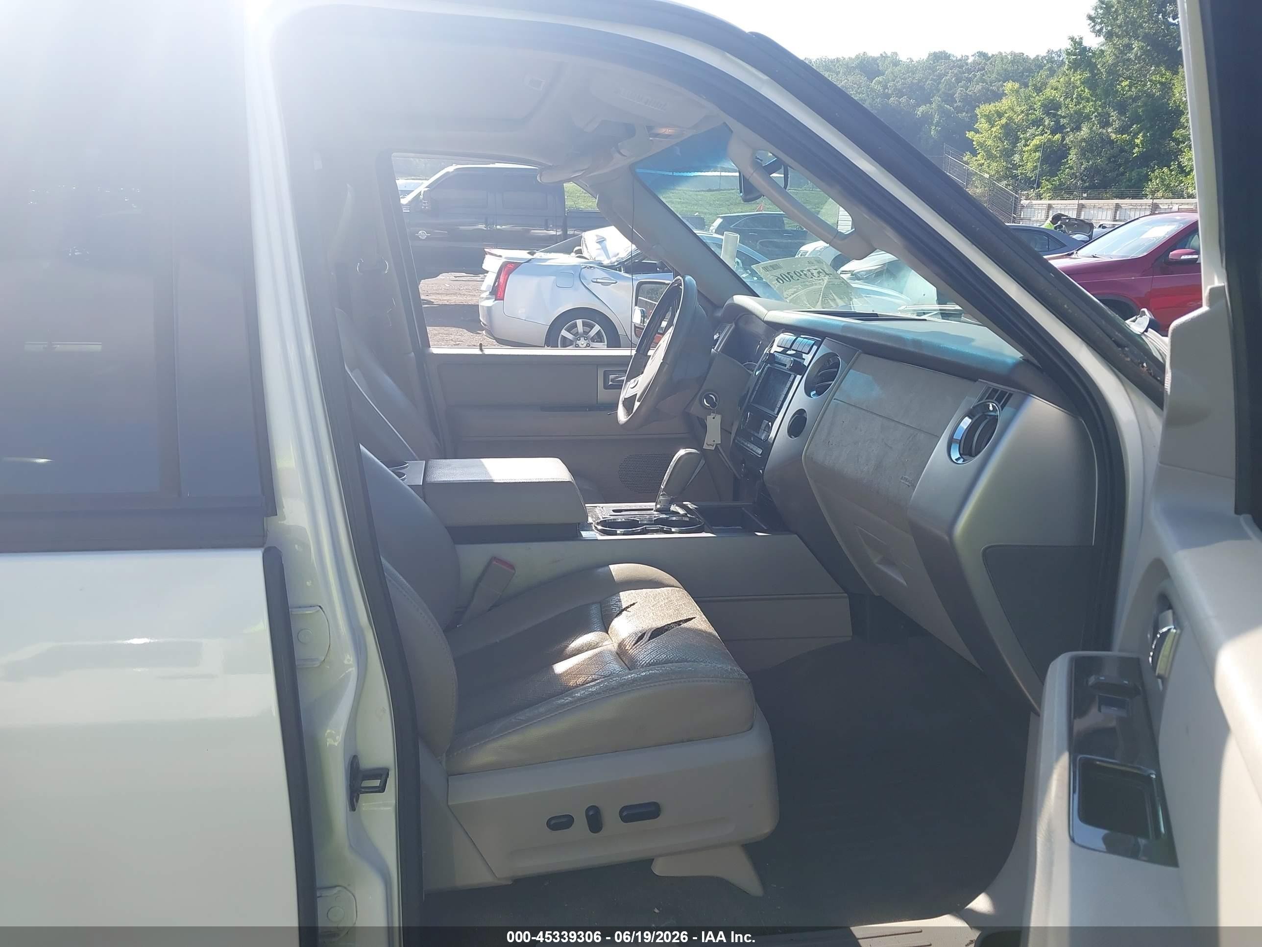 2011 Ford Expedition El Limited White vin: 1FMJK2A55BEF57637