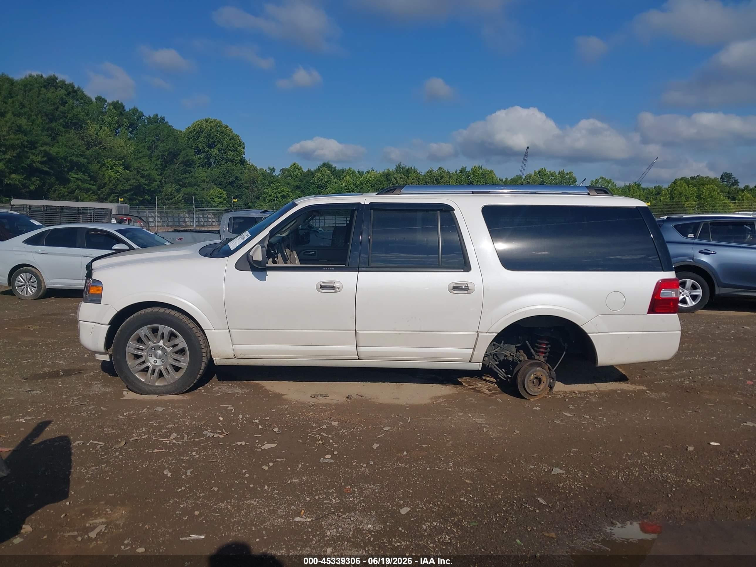 2011 Ford Expedition El Limited White vin: 1FMJK2A55BEF57637