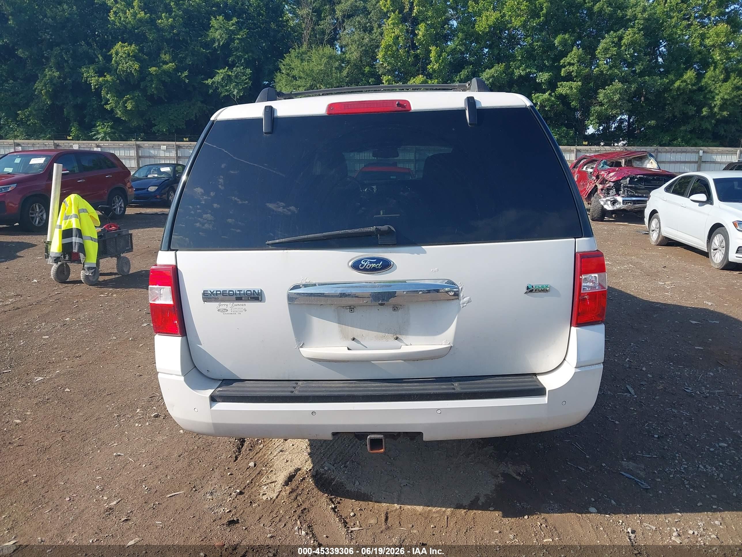 2011 Ford Expedition El Limited White vin: 1FMJK2A55BEF57637