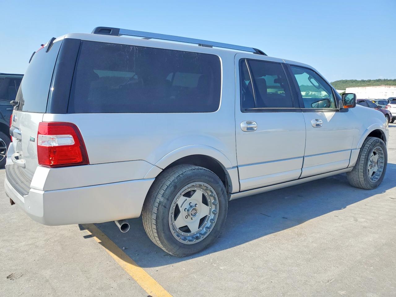 2011 Ford Expedition El Limited Silver vin: 1FMJK2A59BEF22261