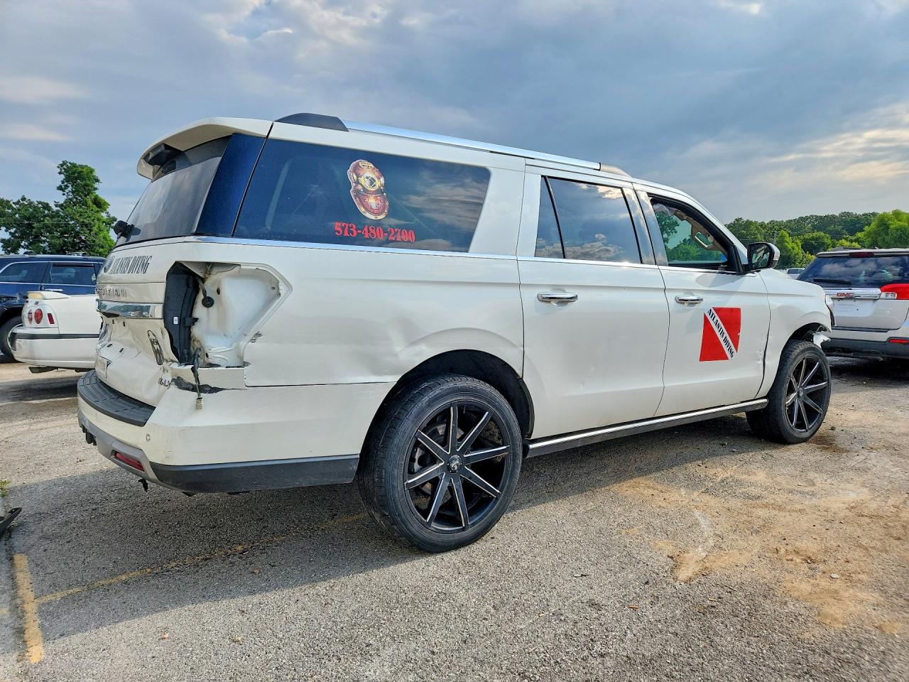2024 Ford Expedition Max Limited White vin: 1FMJK2A88REA01701