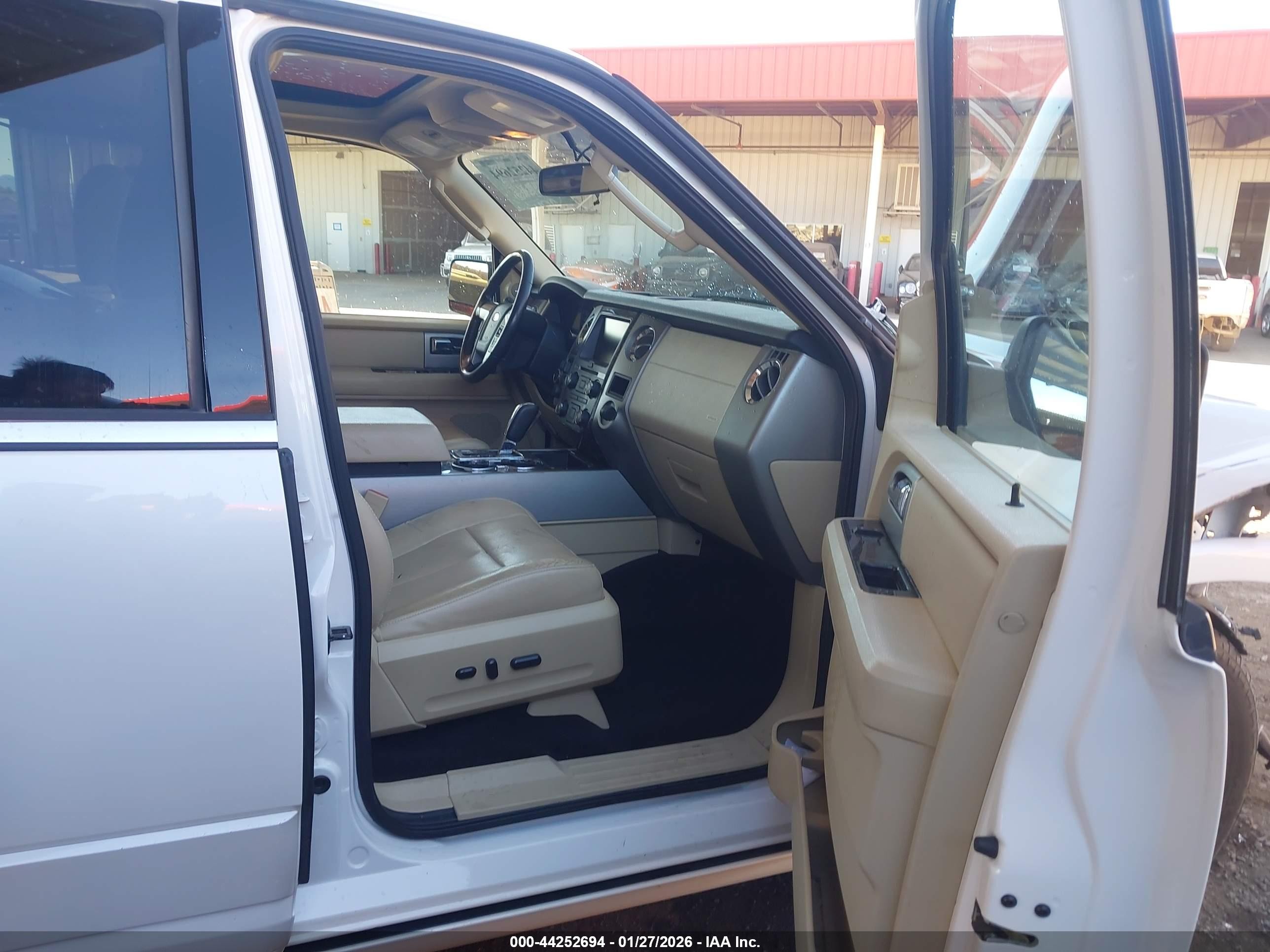 2015 Ford Expedition Max Limited White vin: 1FMJK2AT1FEF07774