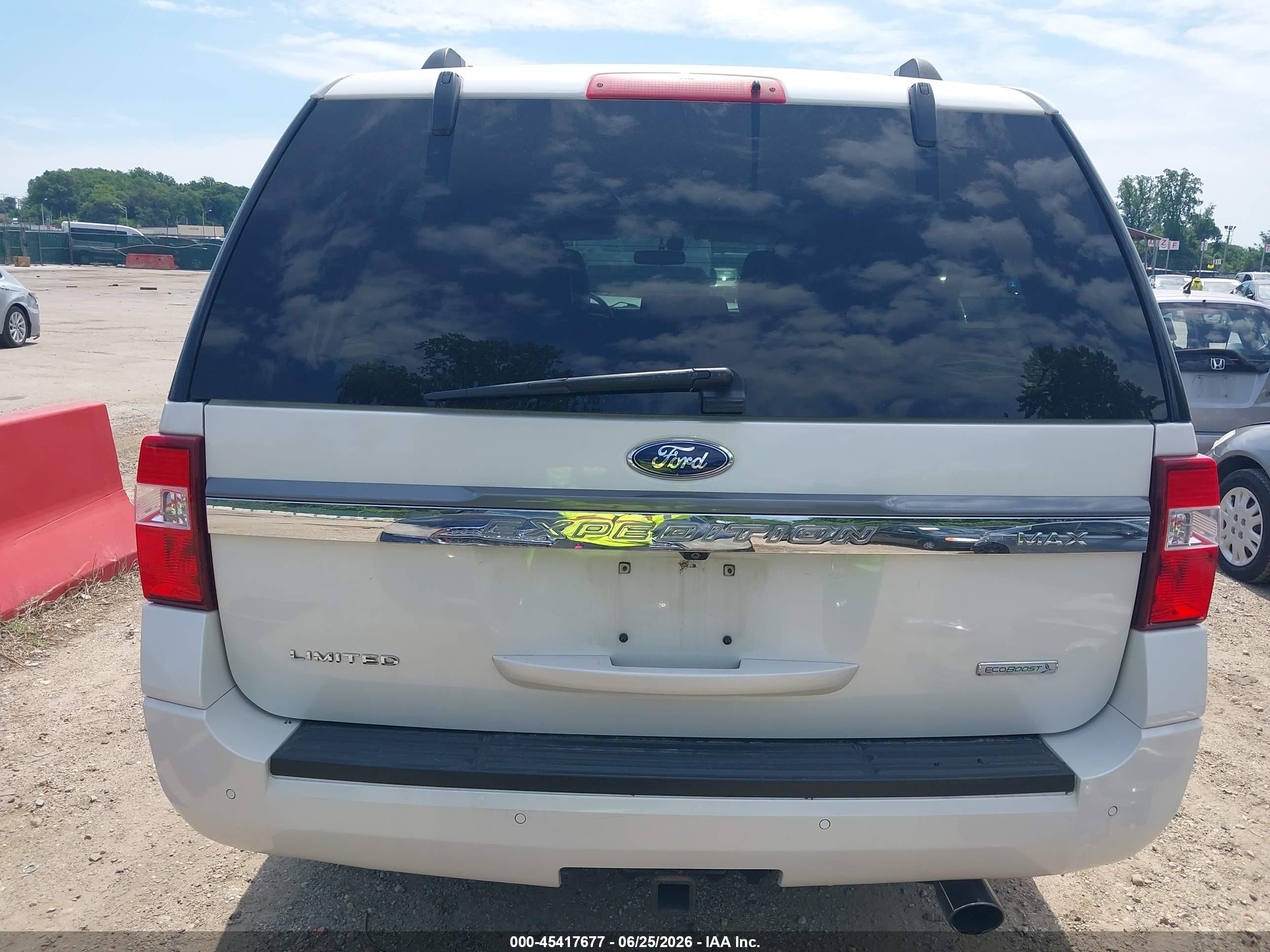 2015 Ford Expedition El Limited White vin: 1FMJK2AT2FEF32344