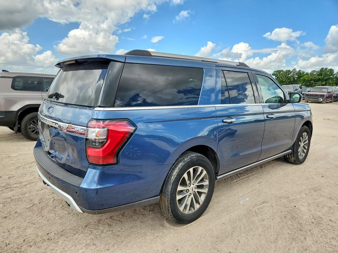 2018 Ford Expedition Max Limited Blue vin: 1FMJK2AT4JEA31061