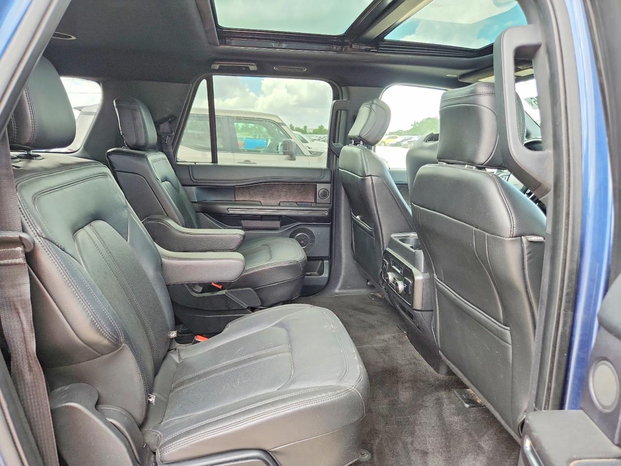 2018 Ford Expedition Max Limited Blue vin: 1FMJK2AT4JEA31061