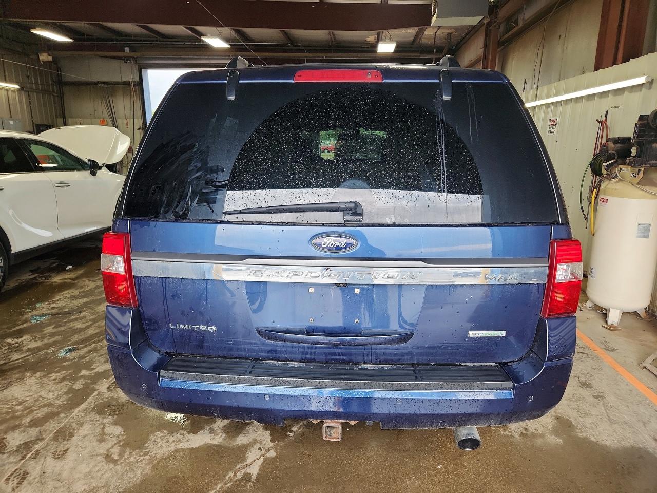 2015 Ford Expedition El Limited Blue vin: 1FMJK2AT5FEF45900