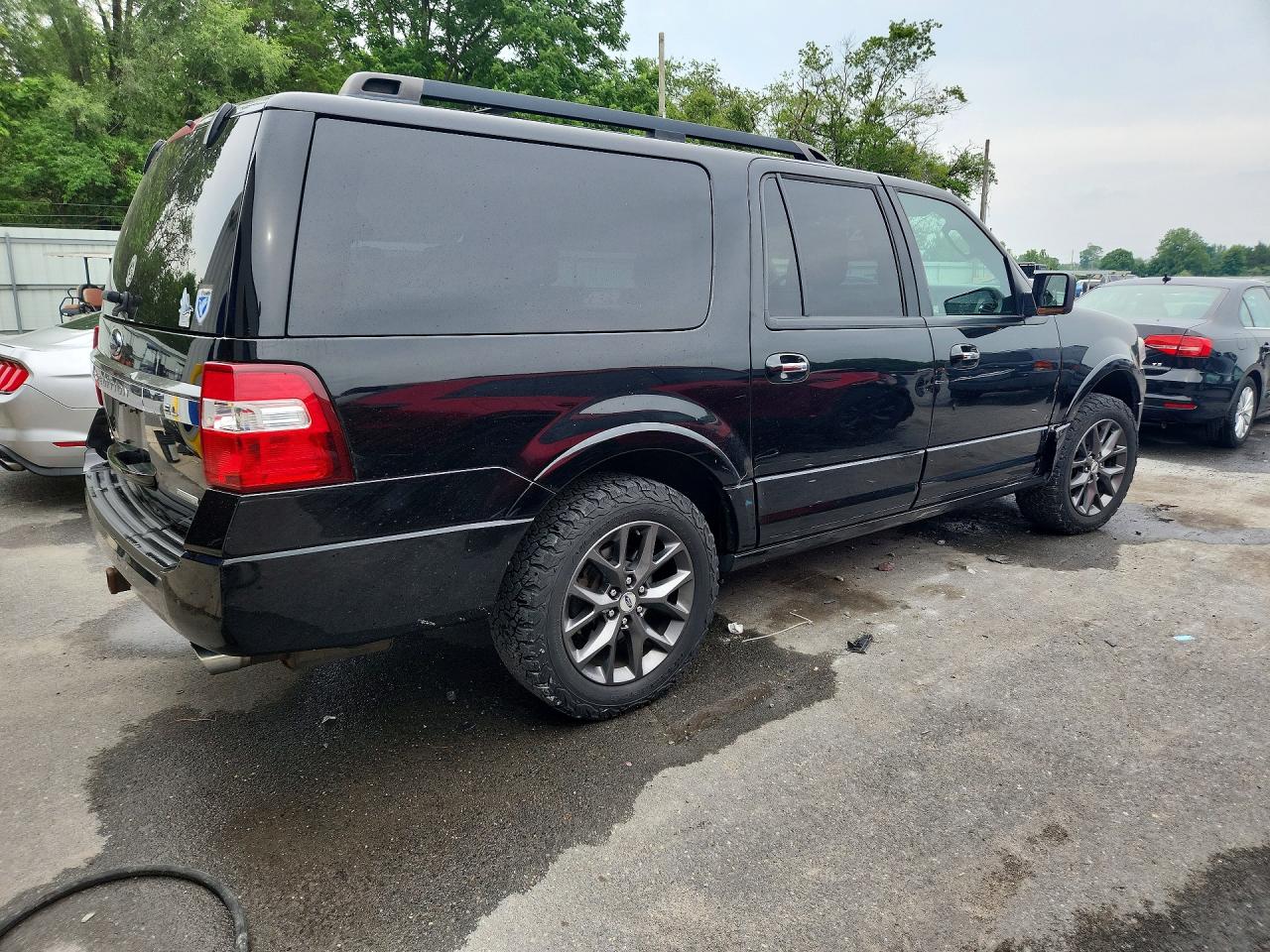 2017 Ford Expedition El Limited Черный vin: 1FMJK2AT7HEA80510