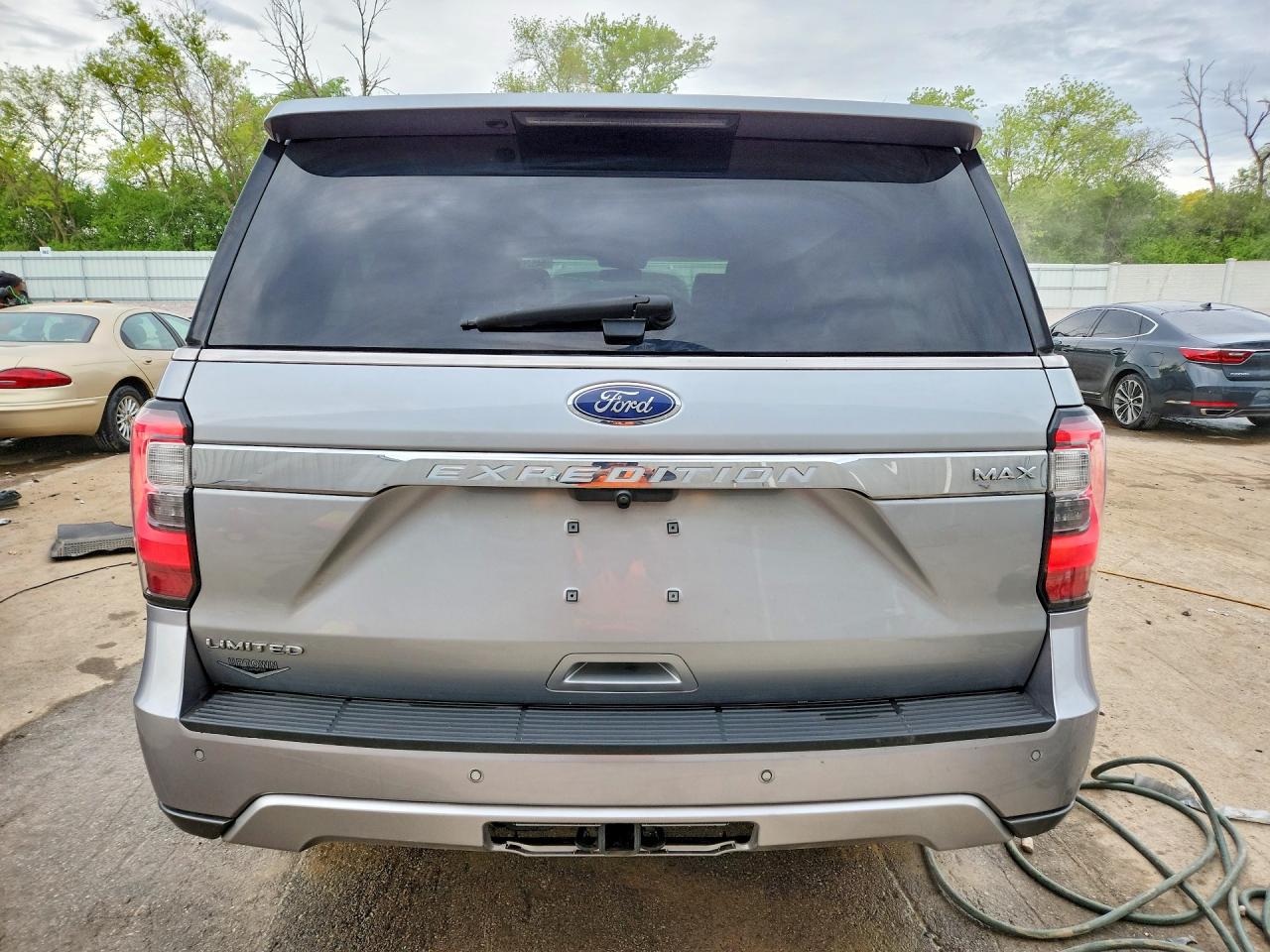 2020 Ford Expedition Max Limited Silver vin: 1FMJK2AT7LEA17609