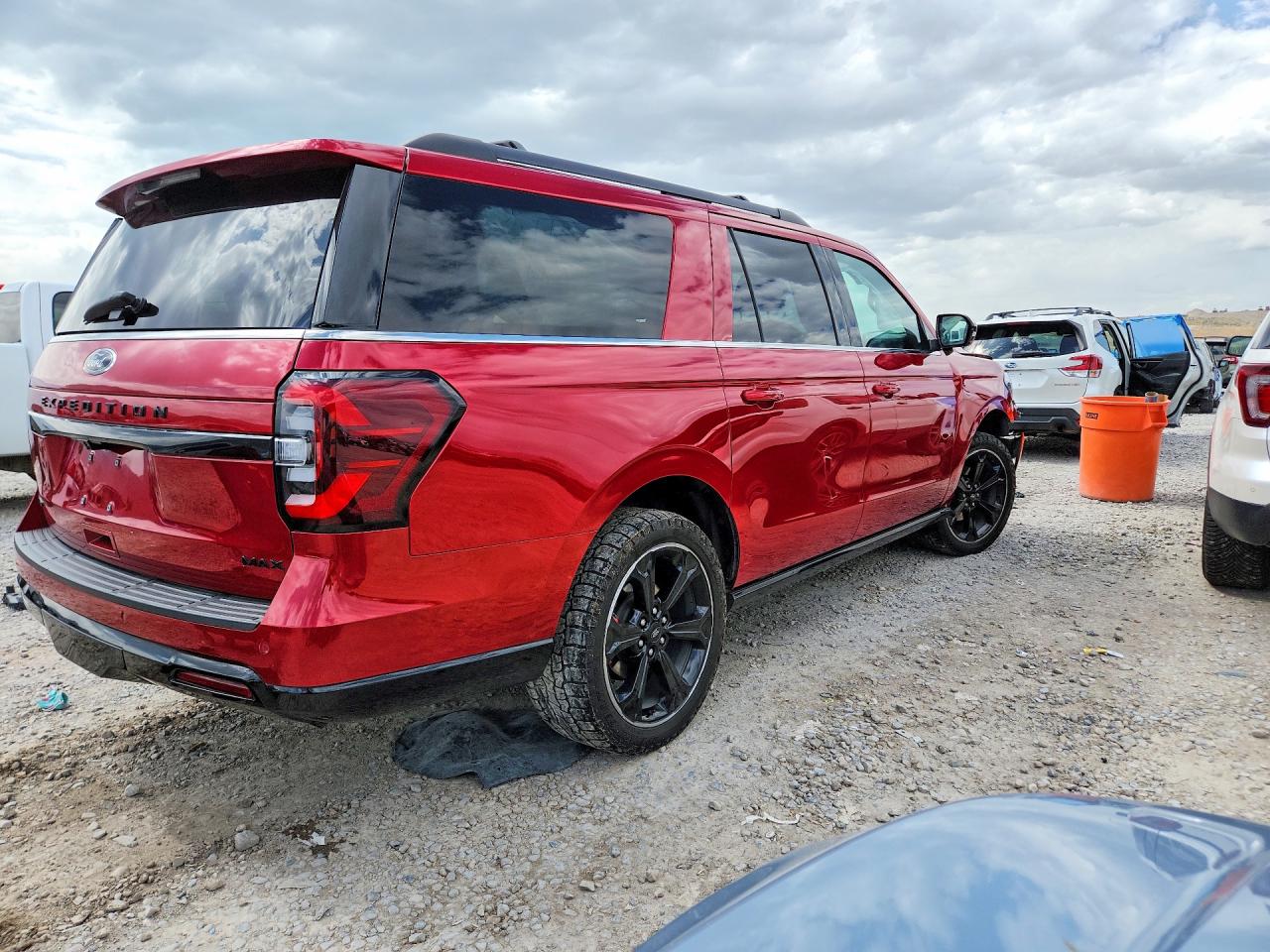 2022 Ford Expedition Max Limited Burgundy vin: 1FMJK2AT8NEA08727