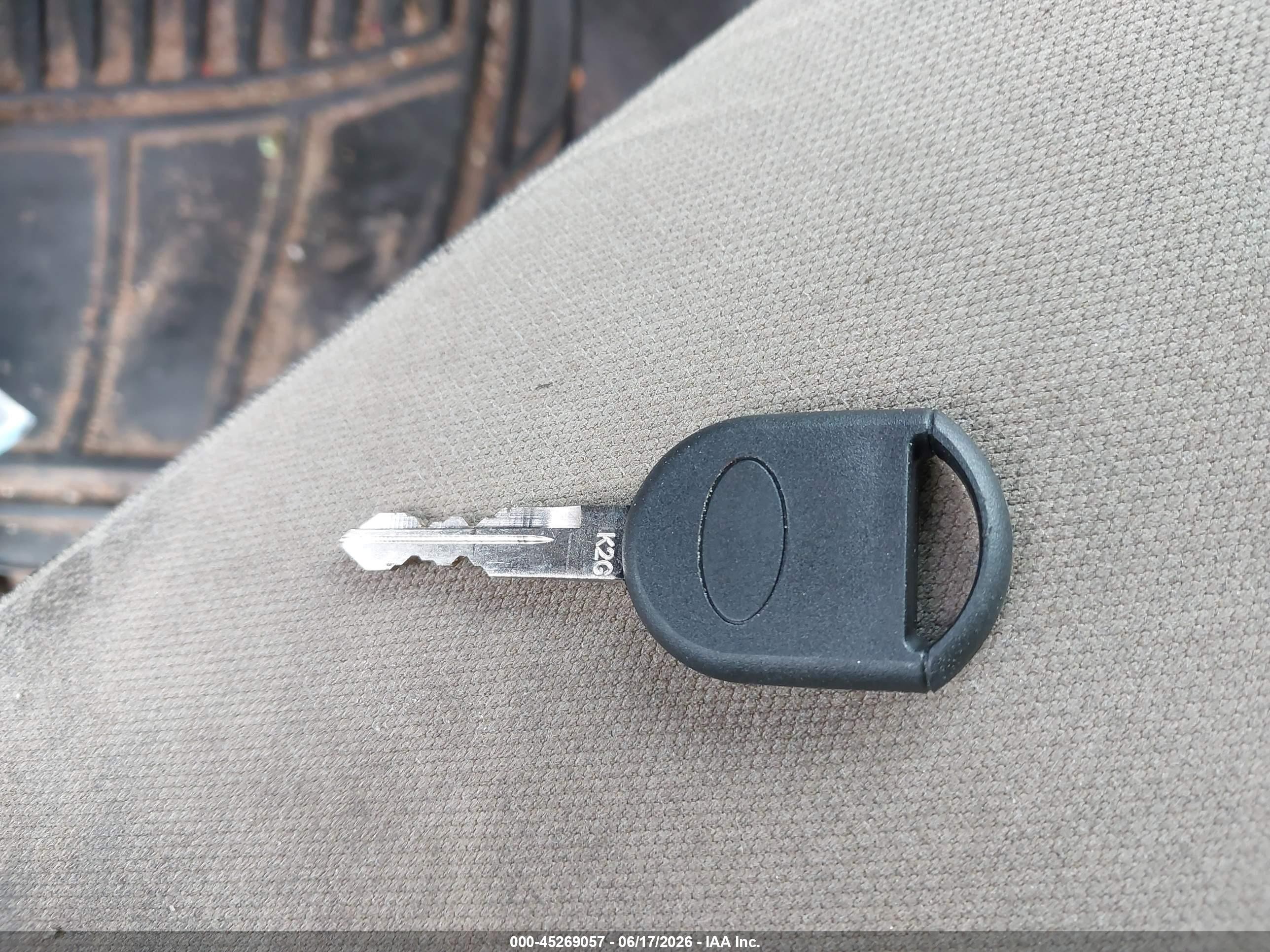 2011 Ford Expedition Xl Серый vin: 1FMJU1F51BEF22512