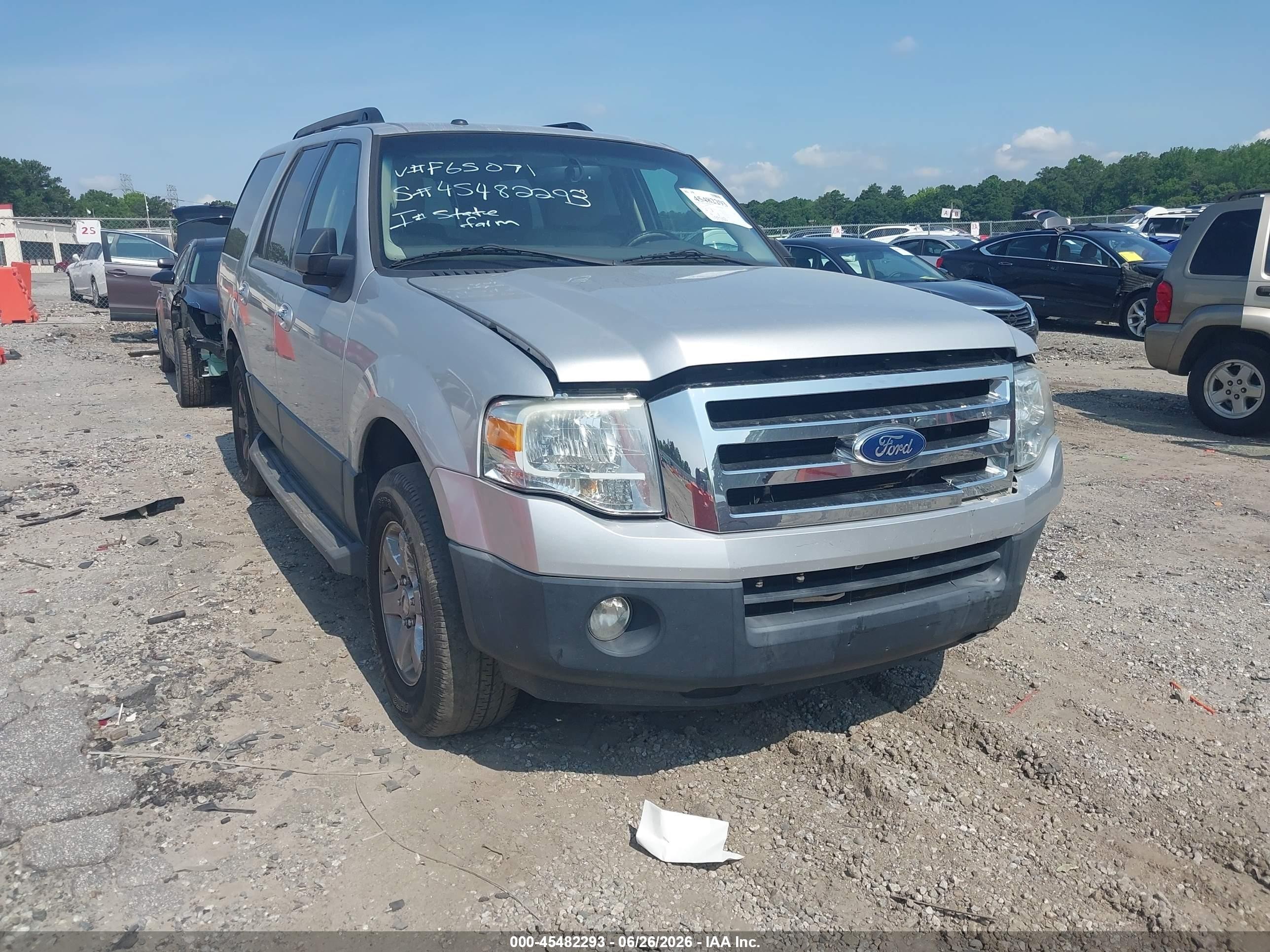 2012 Ford Expedition Xl Silver vin: 1FMJU1F51CEF65071