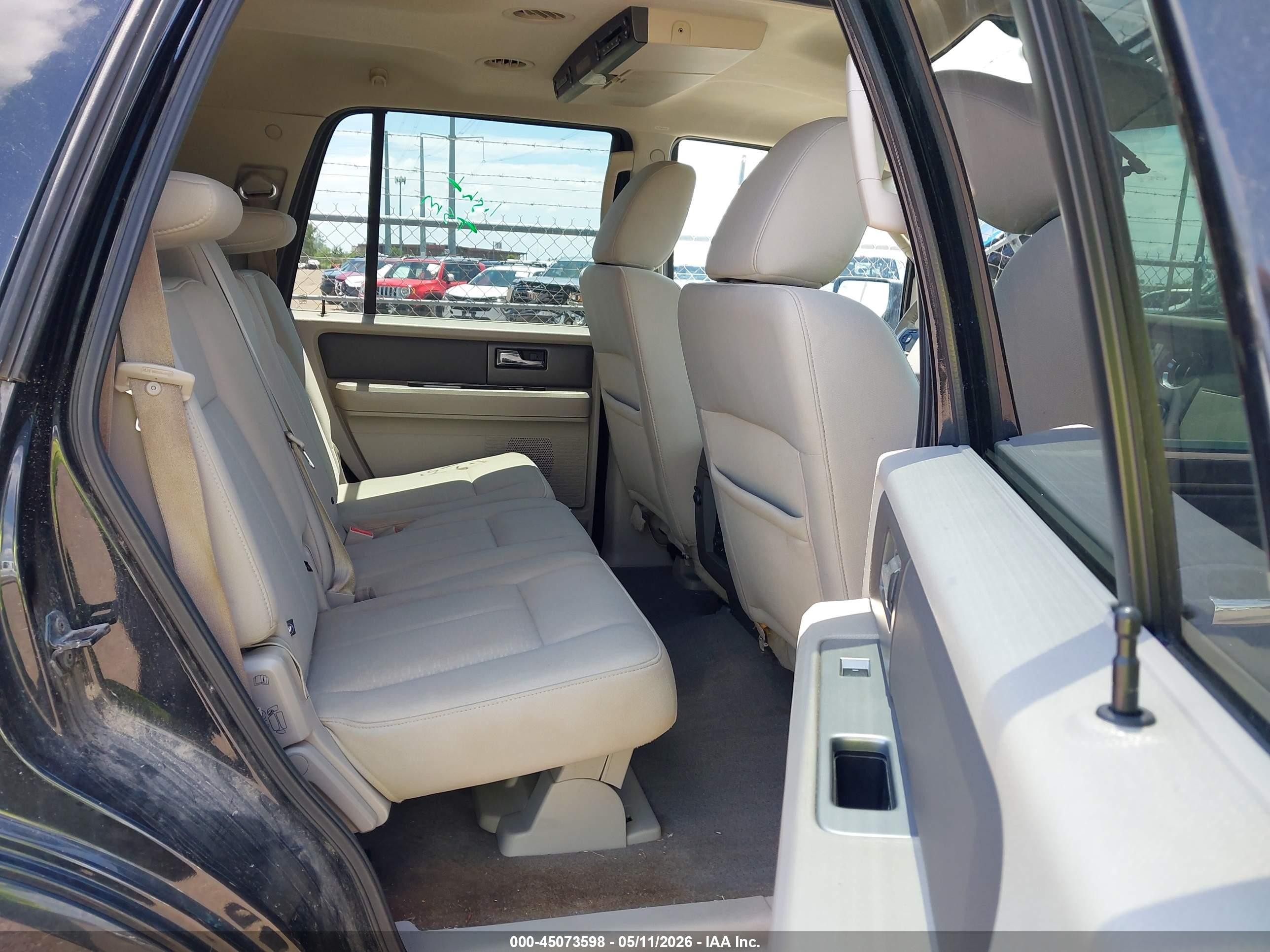 2010 Ford Expedition Xlt Black vin: 1FMJU1F57AEB53699