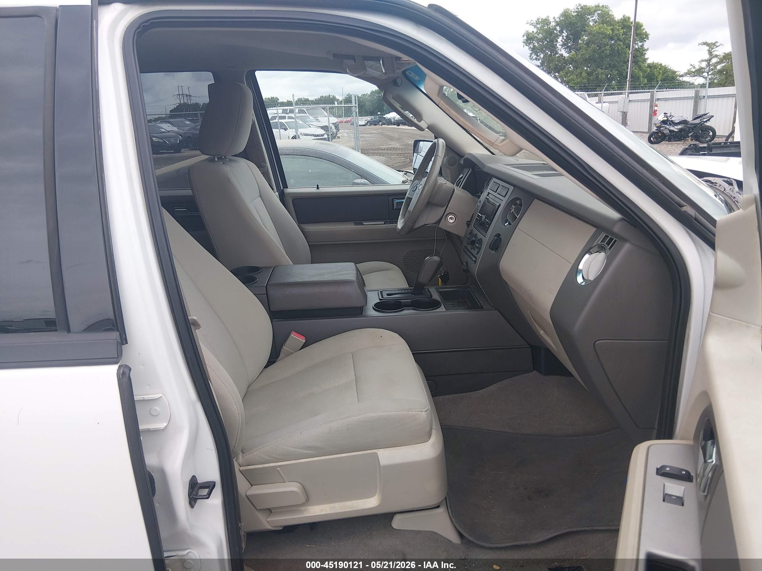 2012 Ford Expedition Xl White vin: 1FMJU1F57CEF52308