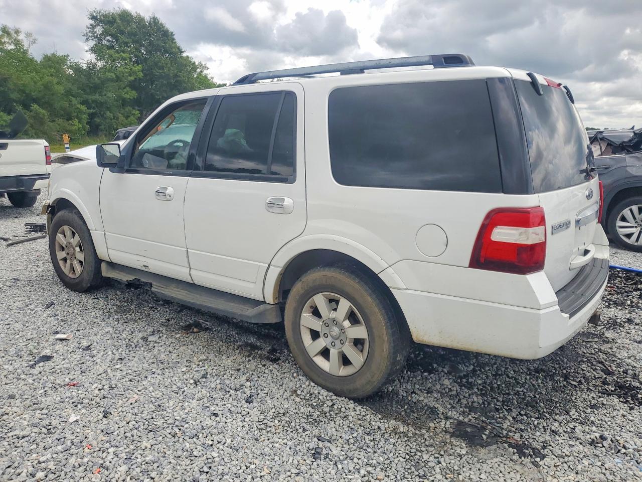 2010 Ford Expedition White vin: 1FMJU1F59AEA34164