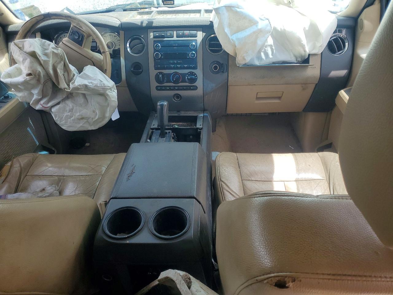 2010 Ford Expedition White vin: 1FMJU1F59AEA34164