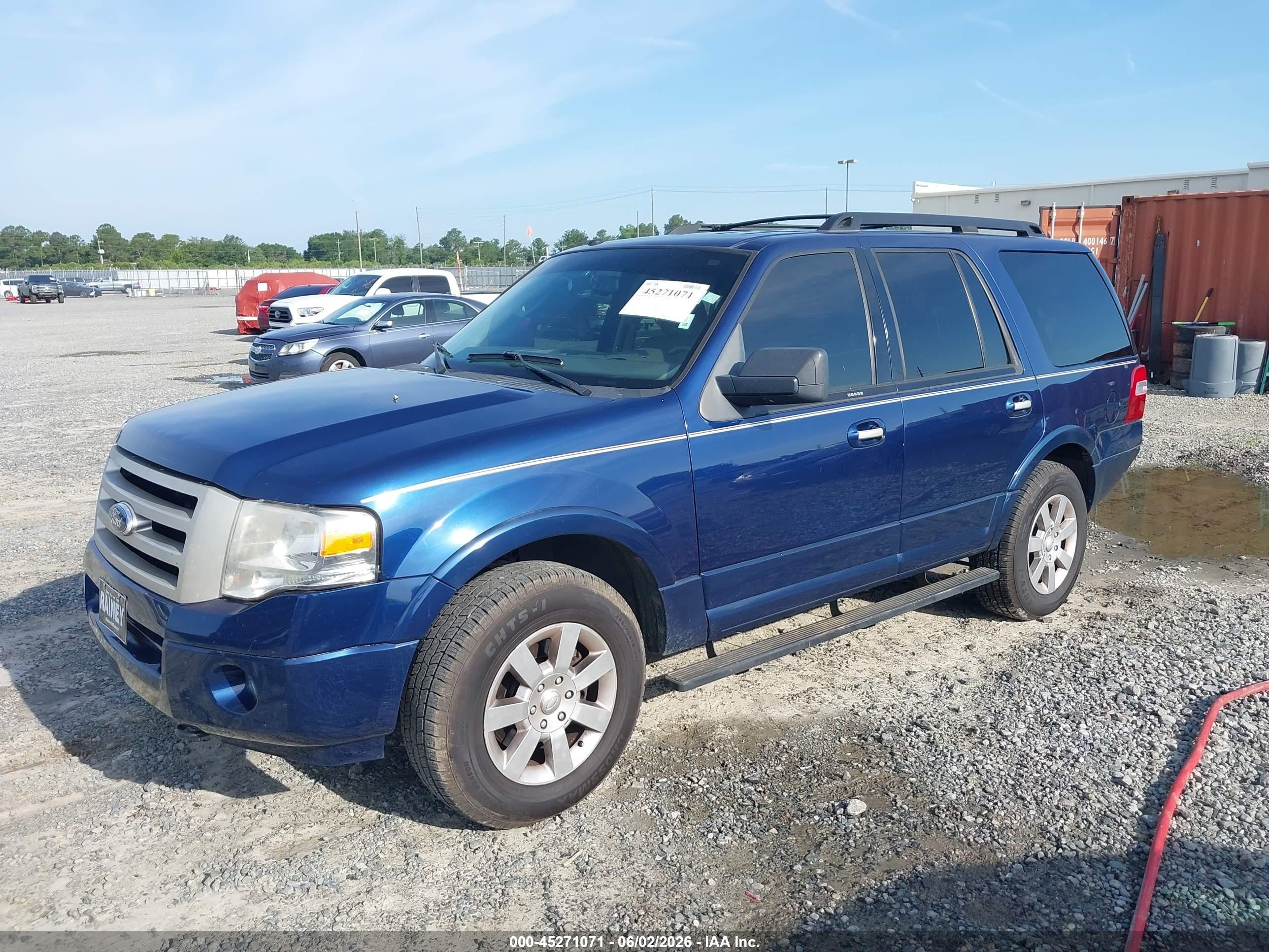 2010 Ford Expedition Xlt Синий vin: 1FMJU1F59AEA64278