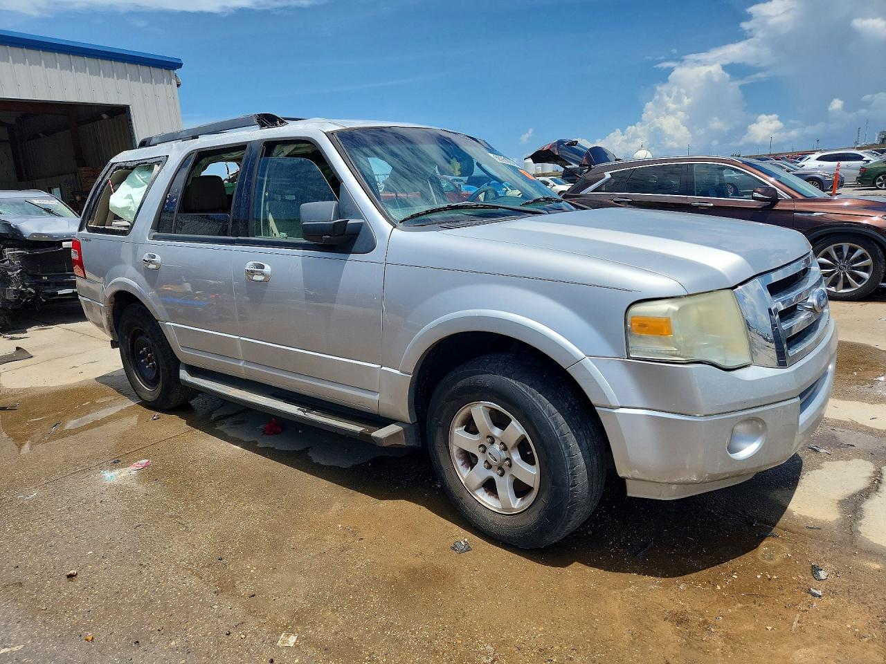 2010 Ford Expedition Xlt Silver vin: 1FMJU1F5XAEA88184