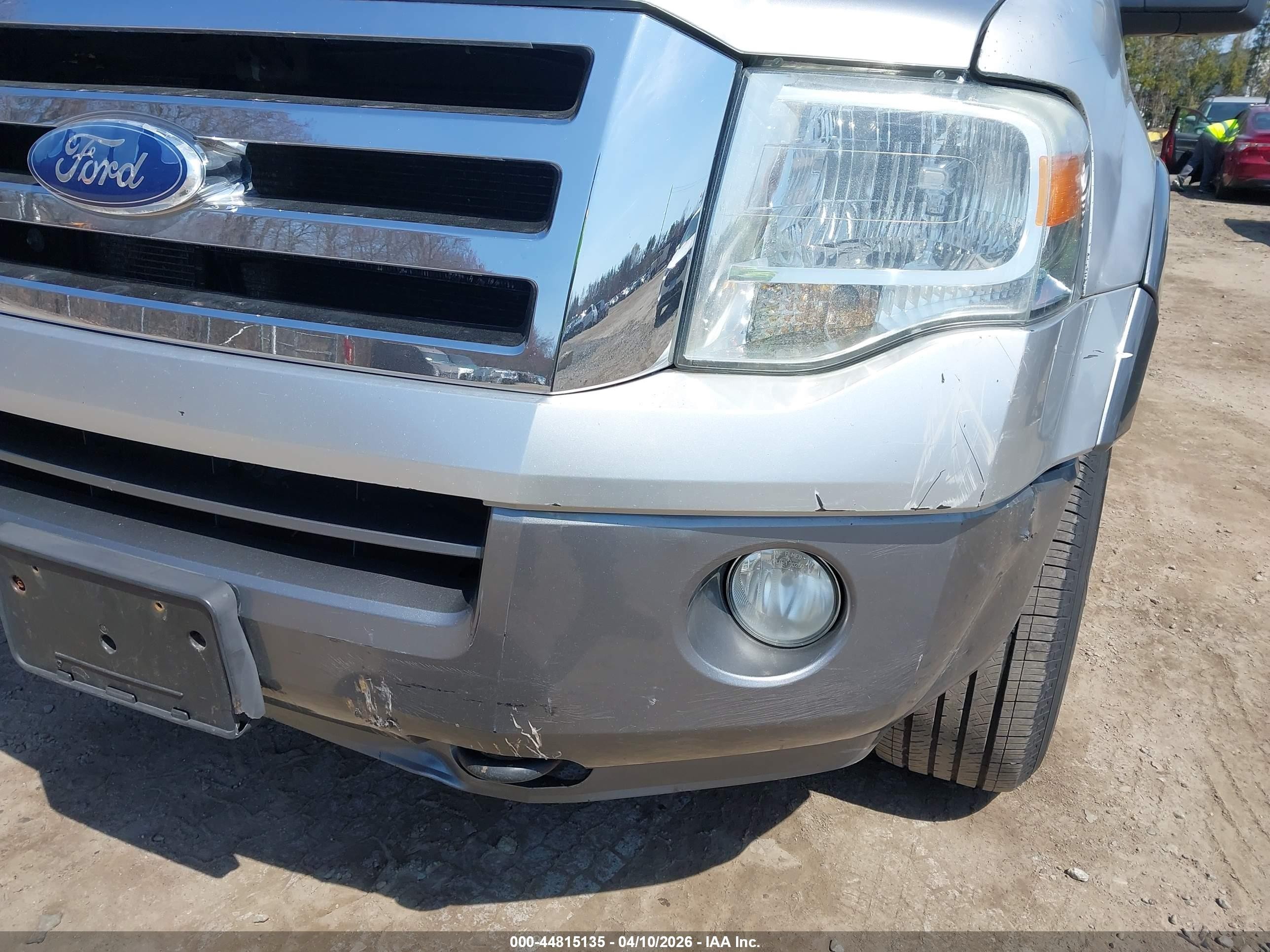 2010 Ford Expedition Xlt Silver vin: 1FMJU1G50AEB58905