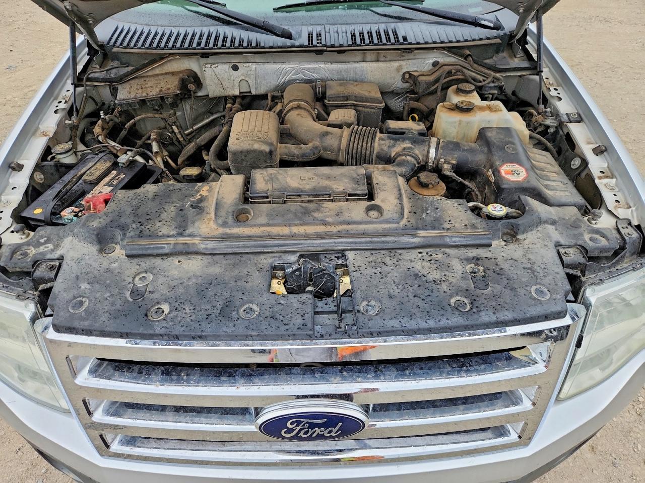 2012 Ford Expedition Xl Silver vin: 1FMJU1G50CEF46171