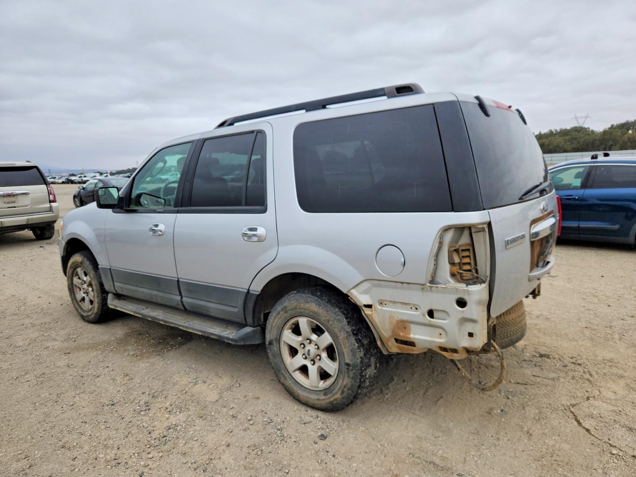 2012 Ford Expedition Xl Silver vin: 1FMJU1G50CEF46171