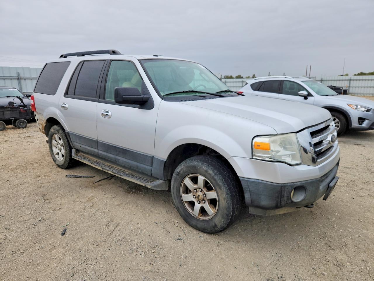 2012 Ford Expedition Xl Silver vin: 1FMJU1G50CEF46171