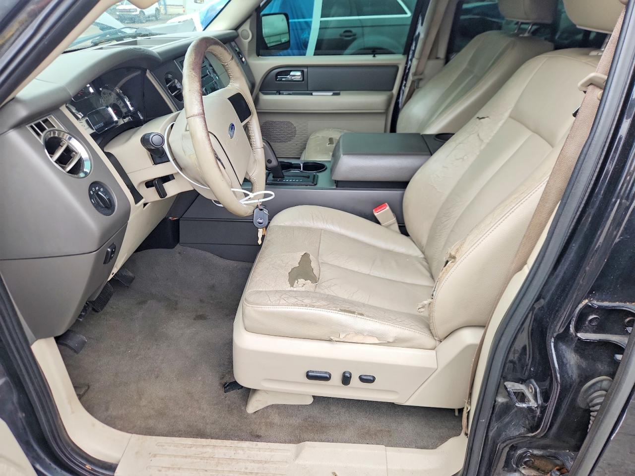 2010 Ford Expedition Xlt Black vin: 1FMJU1G52AEB07776