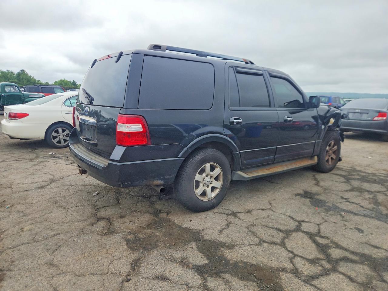2010 Ford Expedition Xlt Black vin: 1FMJU1G52AEB07776