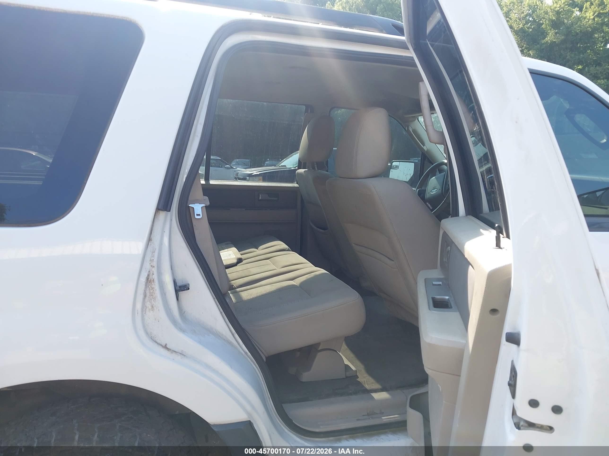 2012 Ford Expedition Xl White vin: 1FMJU1G52CEF42199