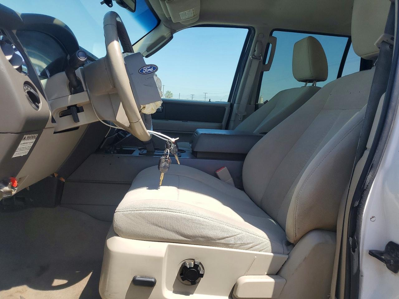 2011 Ford Expedition Xl White vin: 1FMJU1G54BEF36628