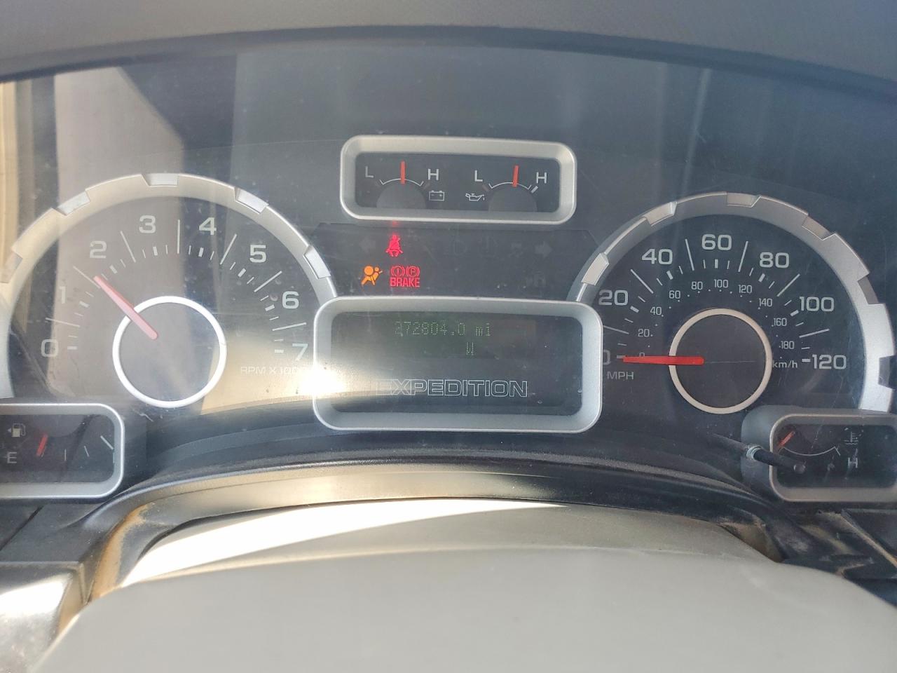 2011 Ford Expedition Xl White vin: 1FMJU1G54BEF36628