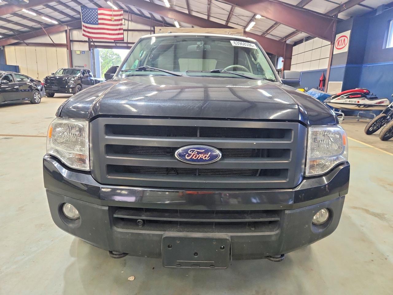 2012 Ford Expedition Xl Two Tone vin: 1FMJU1G54CEF47761