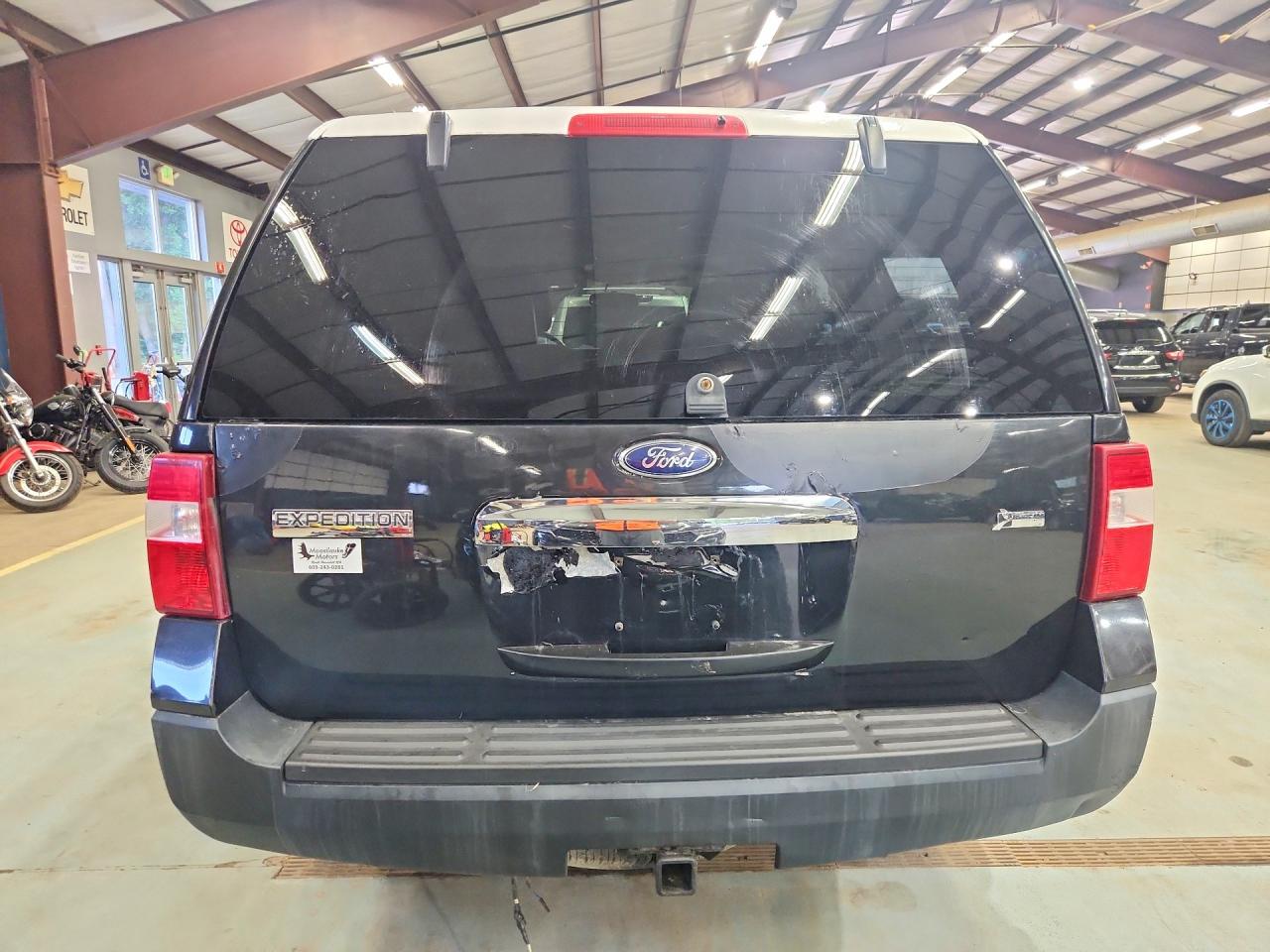 2012 Ford Expedition Xl Two Tone vin: 1FMJU1G54CEF47761