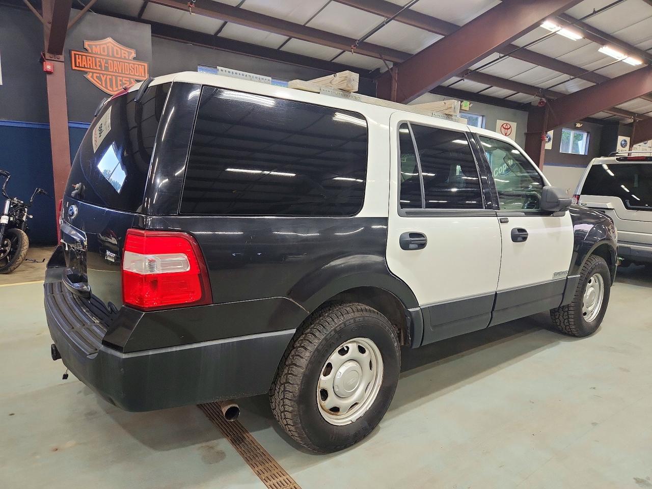 2012 Ford Expedition Xl Two Tone vin: 1FMJU1G54CEF47761