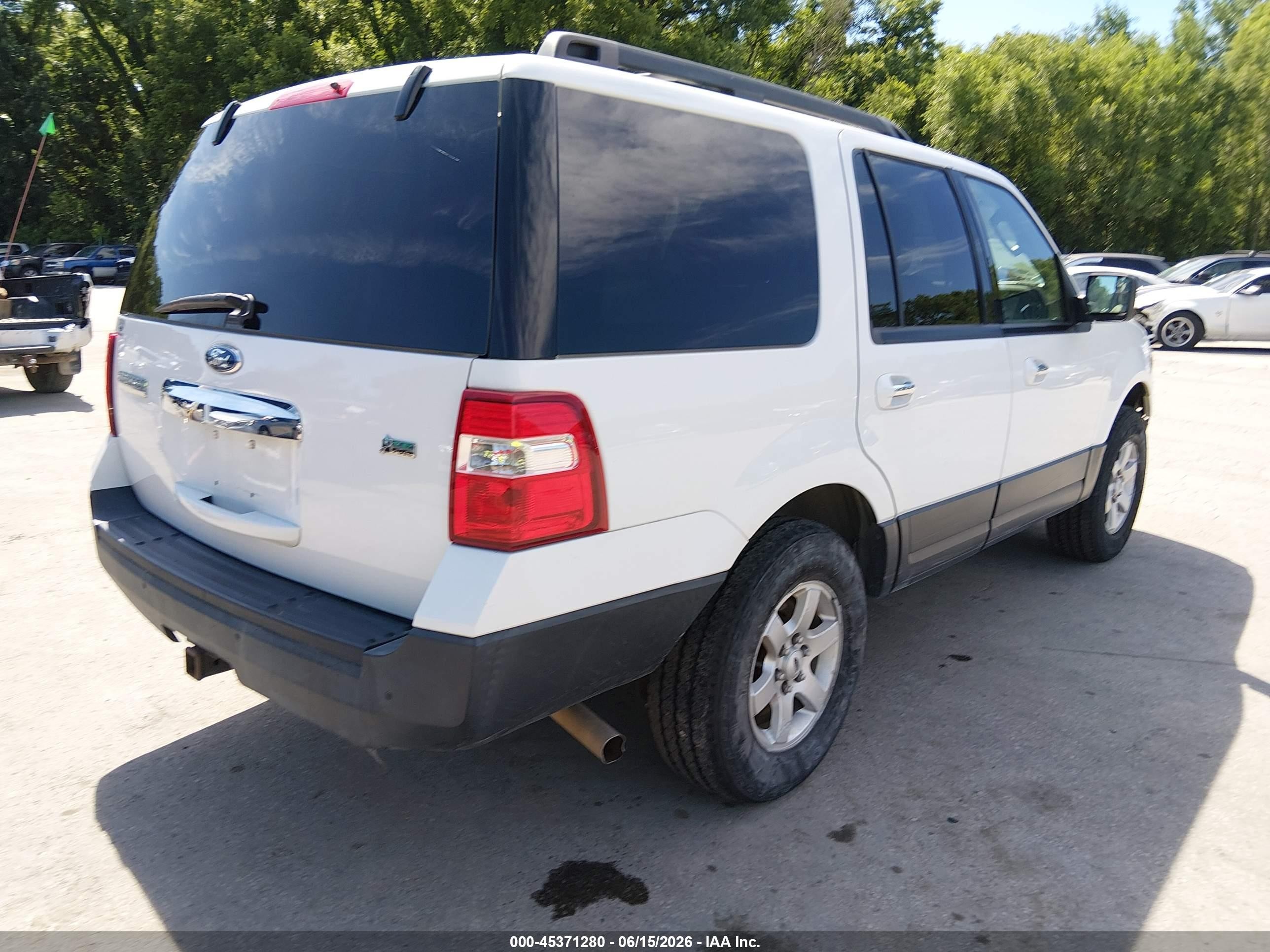 2014 Ford Expedition Xl White vin: 1FMJU1G54EEF52879