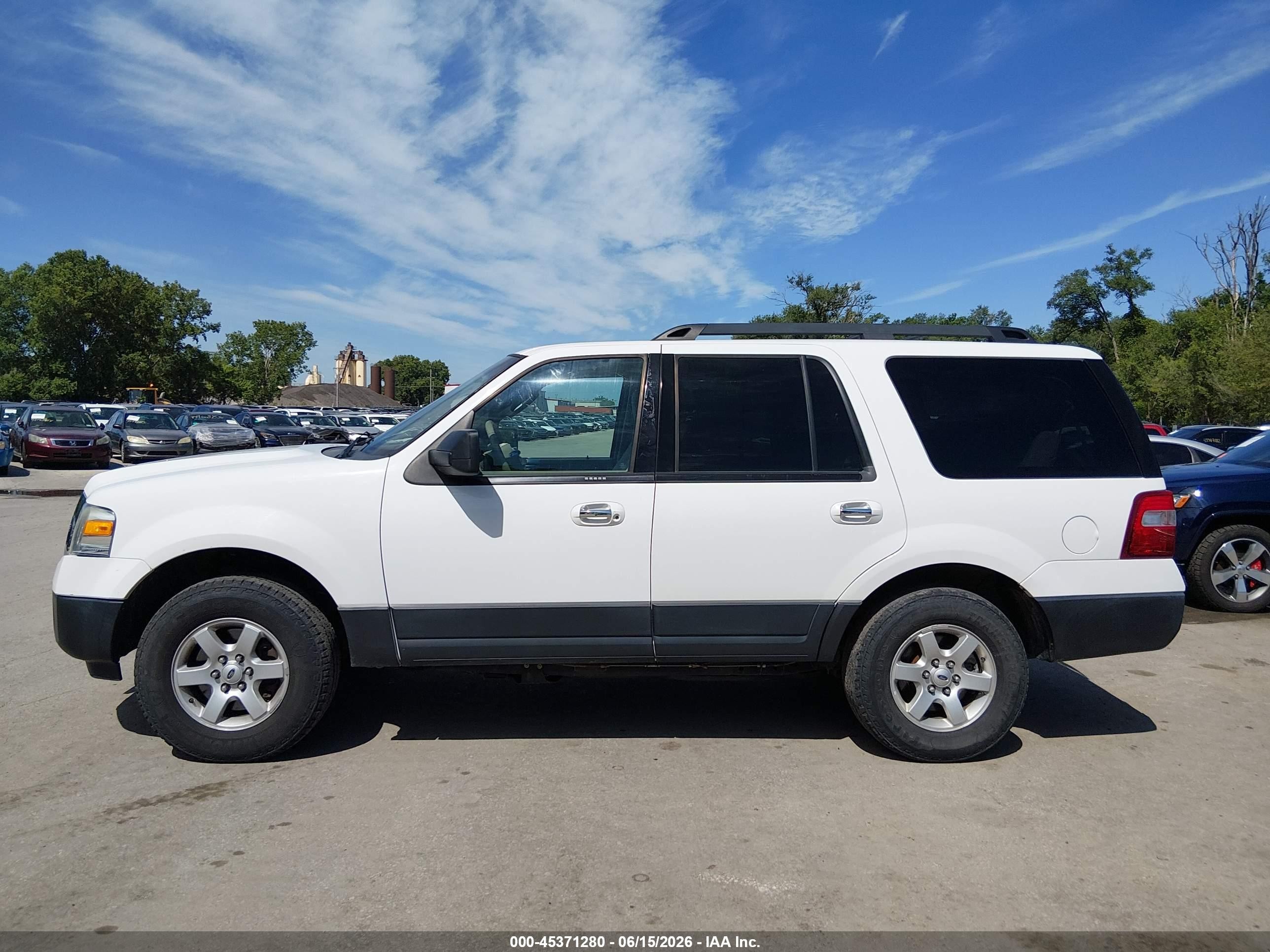 2014 Ford Expedition Xl White vin: 1FMJU1G54EEF52879