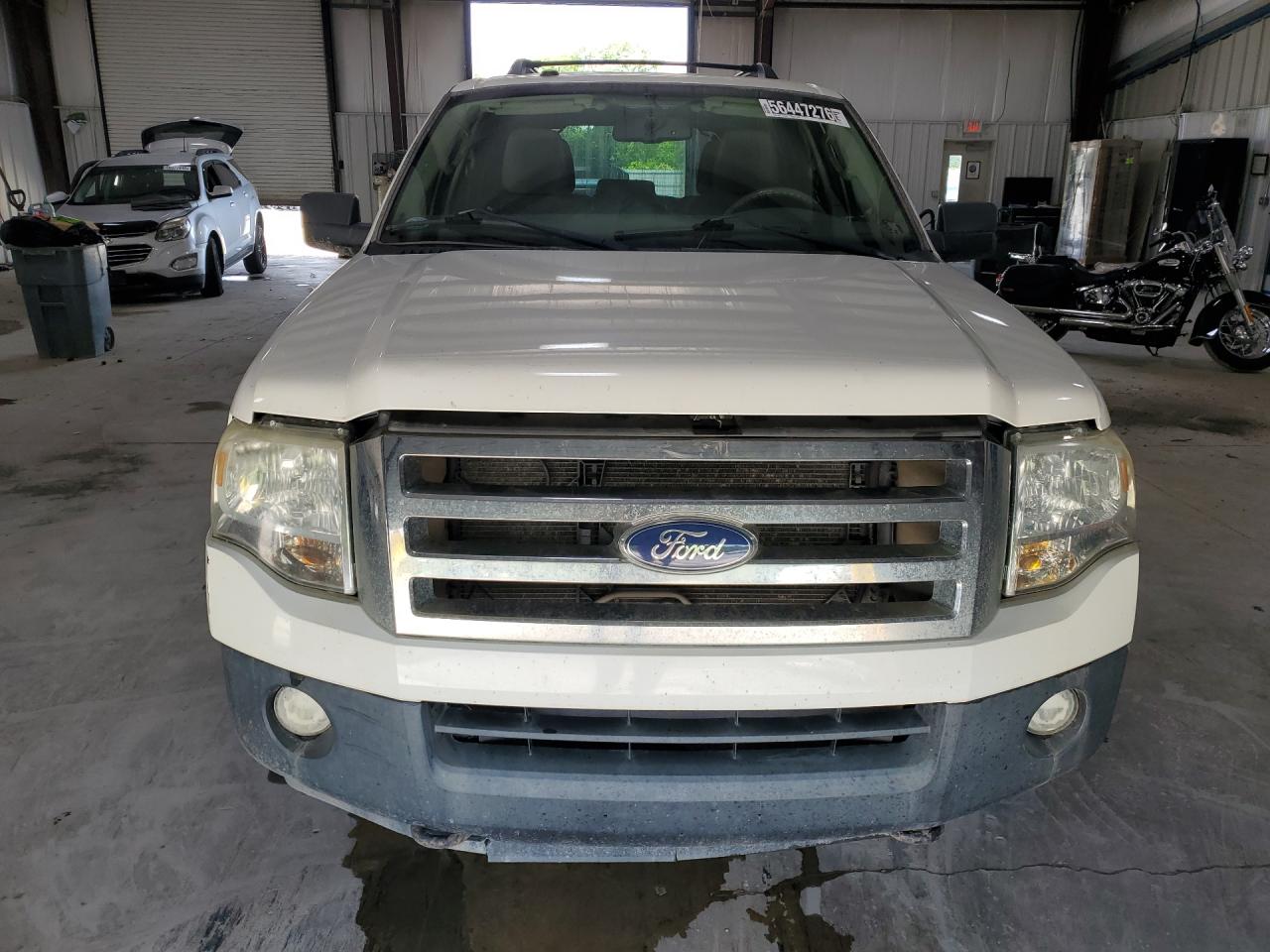 2012 Ford Expedition Xl White vin: 1FMJU1G55CEF29074 Damage: Front Bumper Cover Upper, Scraped, 3 To 4 Inches