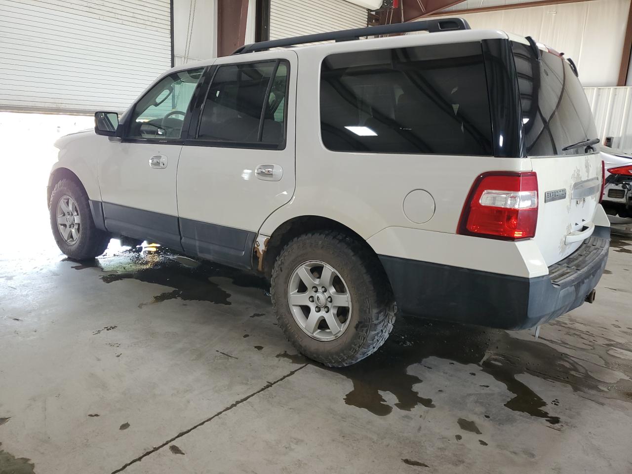2012 Ford Expedition Xl White vin: 1FMJU1G55CEF29074 Damage: Left Qtr Panel, Rust, Severe Damage