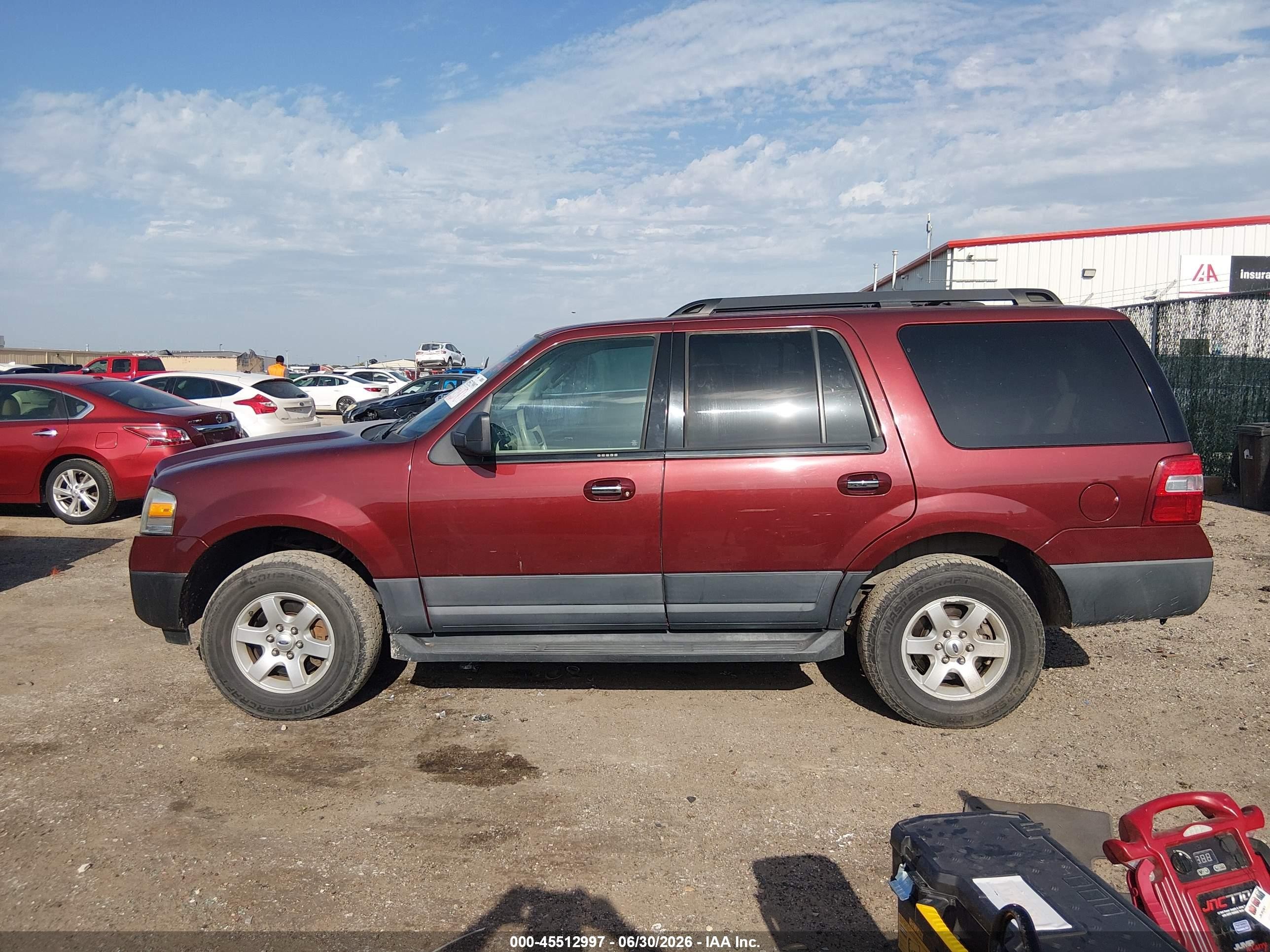 2012 Ford Expedition Xl Maroon vin: 1FMJU1G55CEF52757