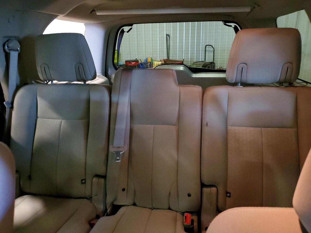 2010 Ford Expedition Xlt White vin: 1FMJU1G56AEB66412