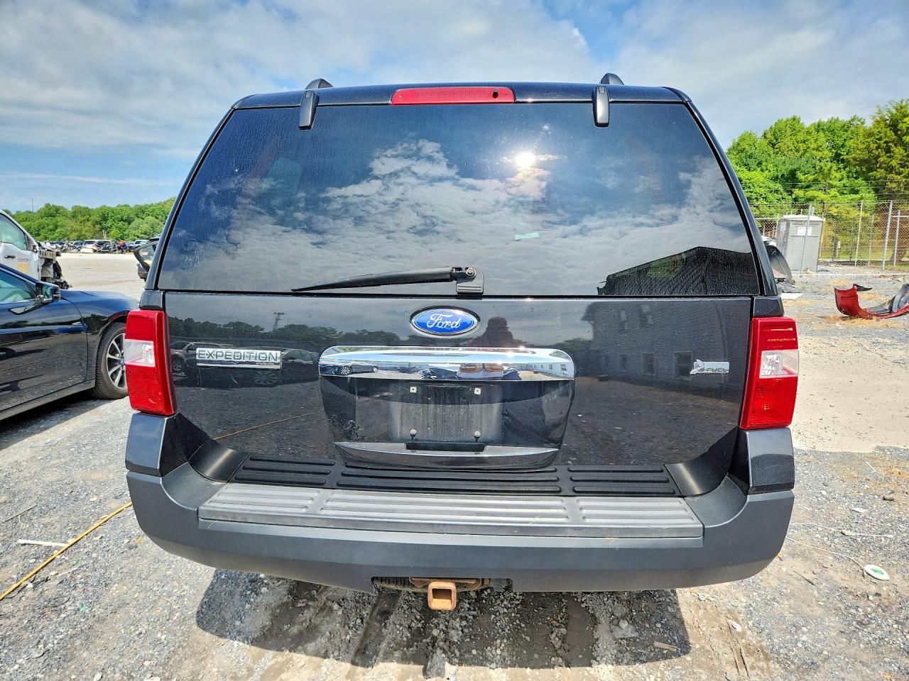 2011 Ford Expedition Xl Charcoal vin: 1FMJU1G56BEF37831