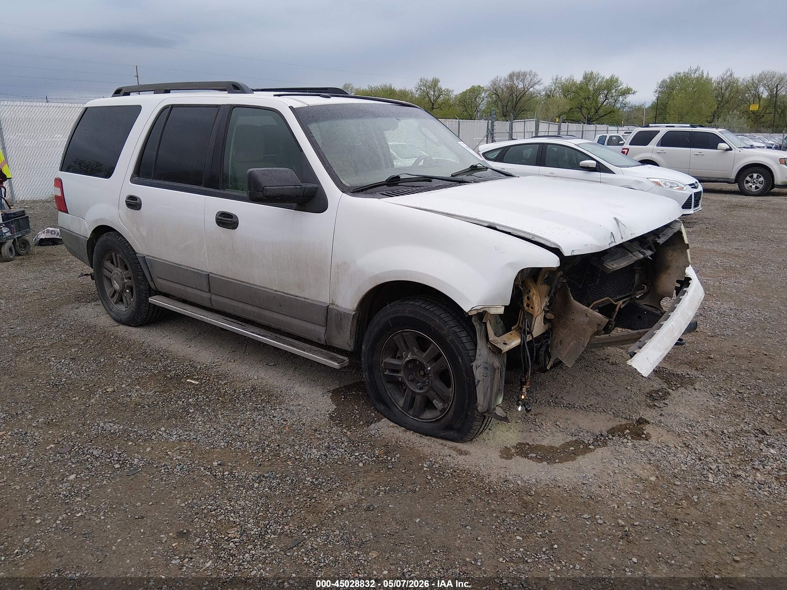 2012 Ford Expedition Xl Белый vin: 1FMJU1G57CEF39654