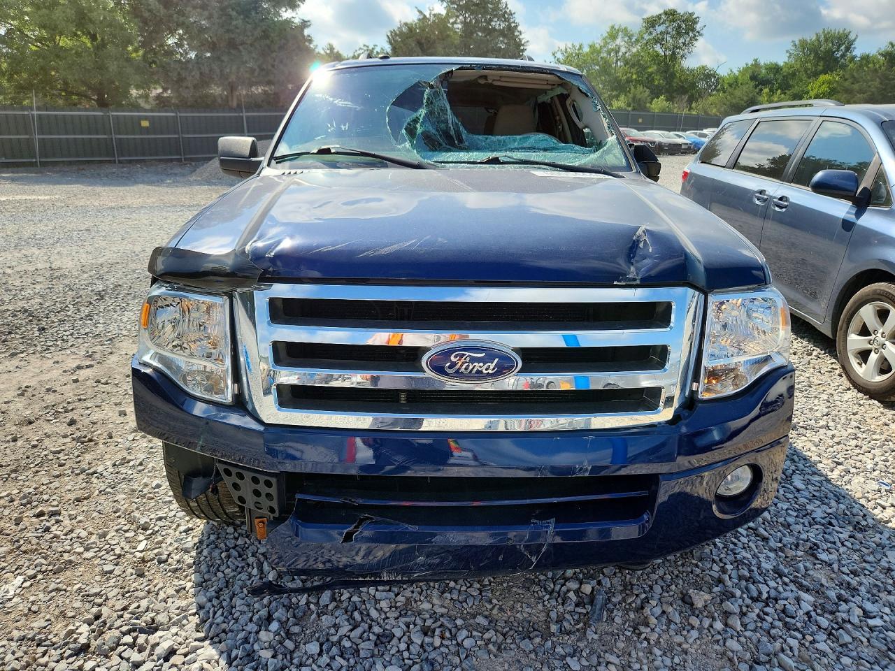 2010 Ford Expedition Xlt Blue vin: 1FMJU1G58AEB54908