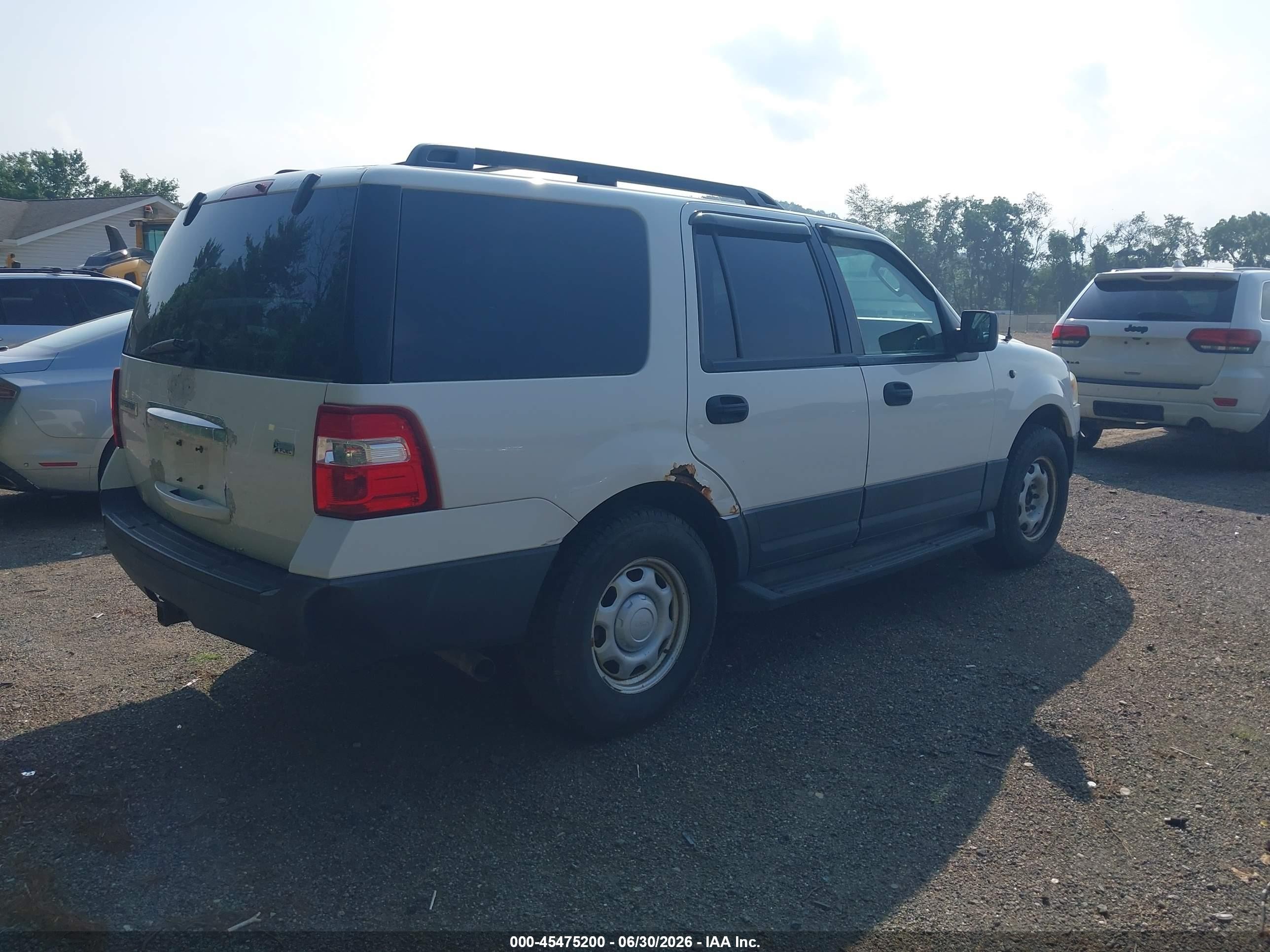 2011 Ford Expedition Xl White vin: 1FMJU1G58BEF13756