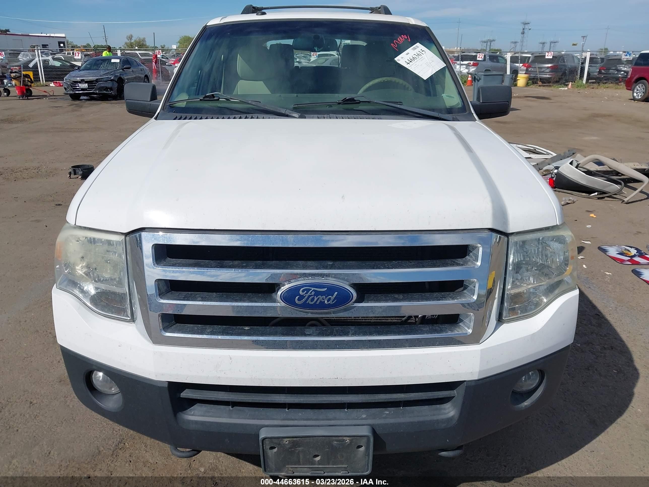 2011 Ford Expedition Xl Белый vin: 1FMJU1G58BEF50466