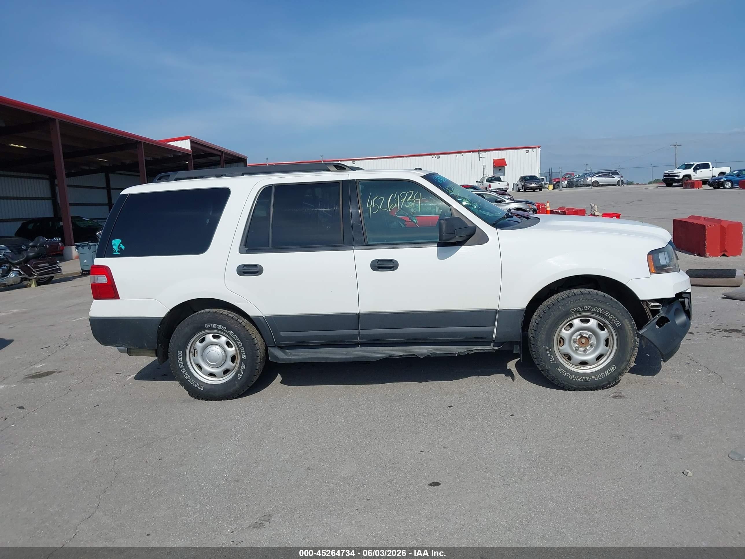 2015 Ford Expedition Xl White vin: 1FMJU1GT3FEF04130