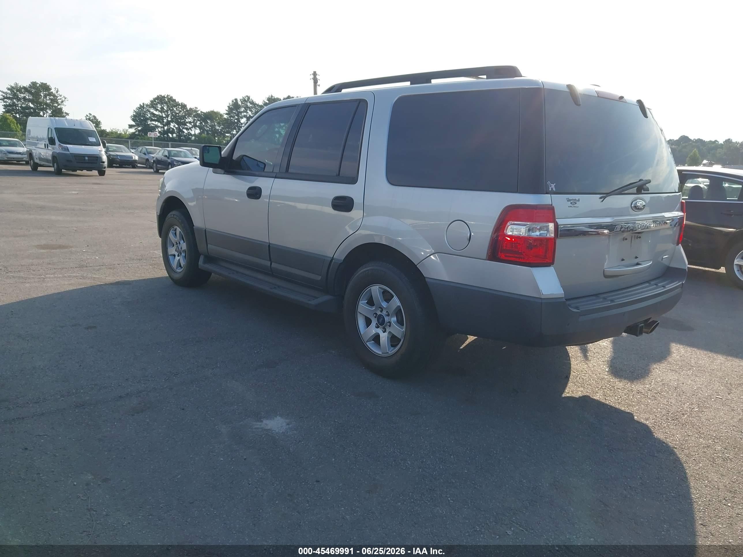 2015 Ford Expedition Xl Белый vin: 1FMJU1GT7FEF11422