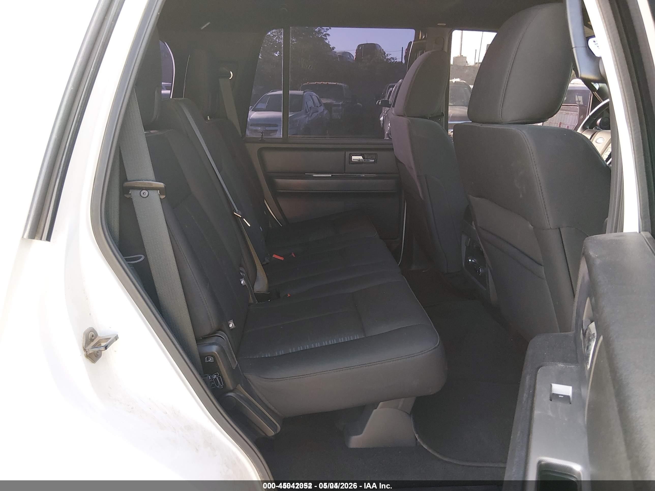 2016 Ford Expedition Xl Белый vin: 1FMJU1GT8GEF50831